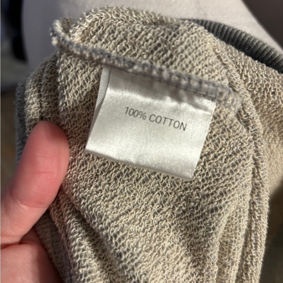 DeJaVu Oversided Sweatshirt - Picture 6 of 7